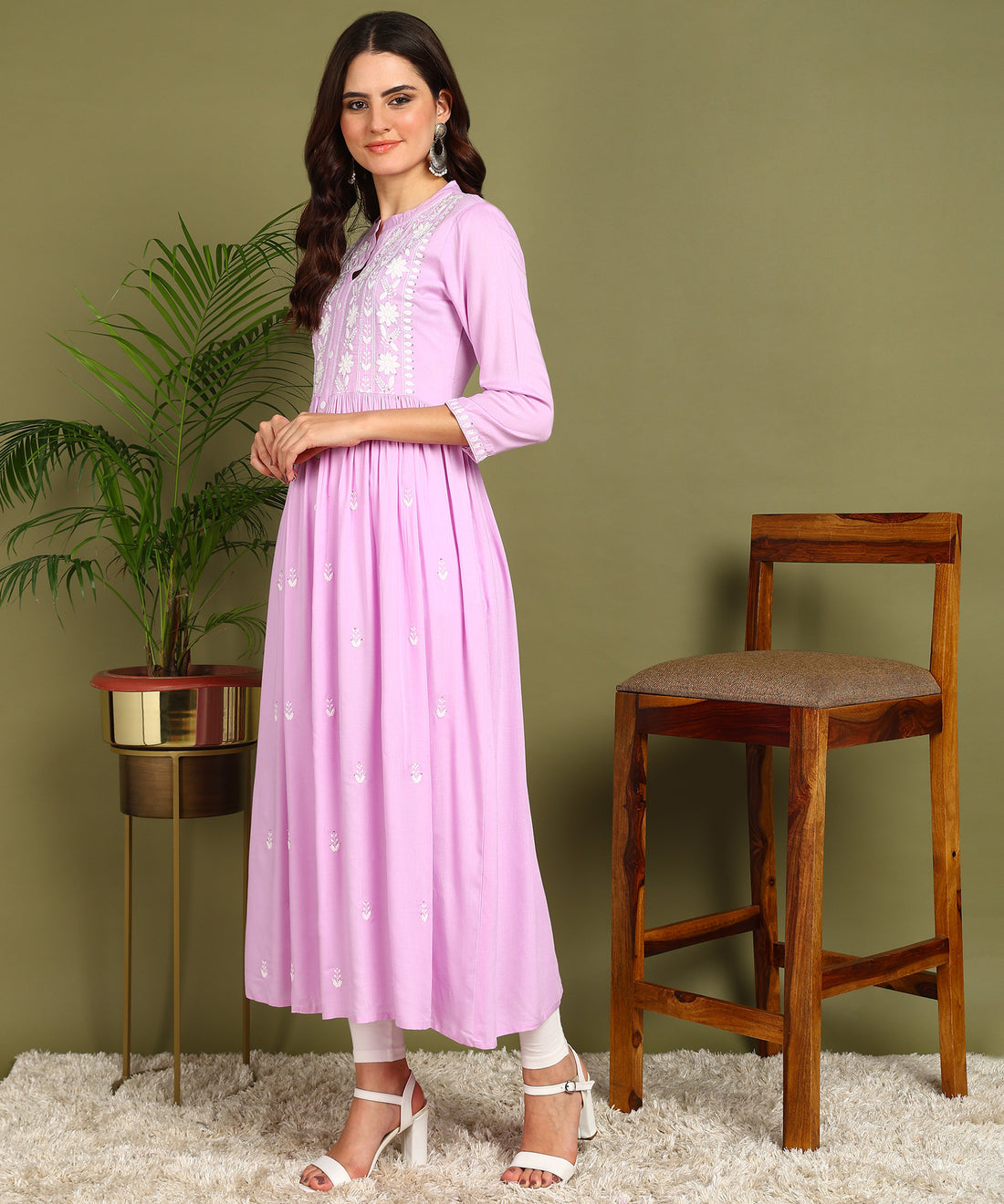 Kurta Whiteemb Lavander 1